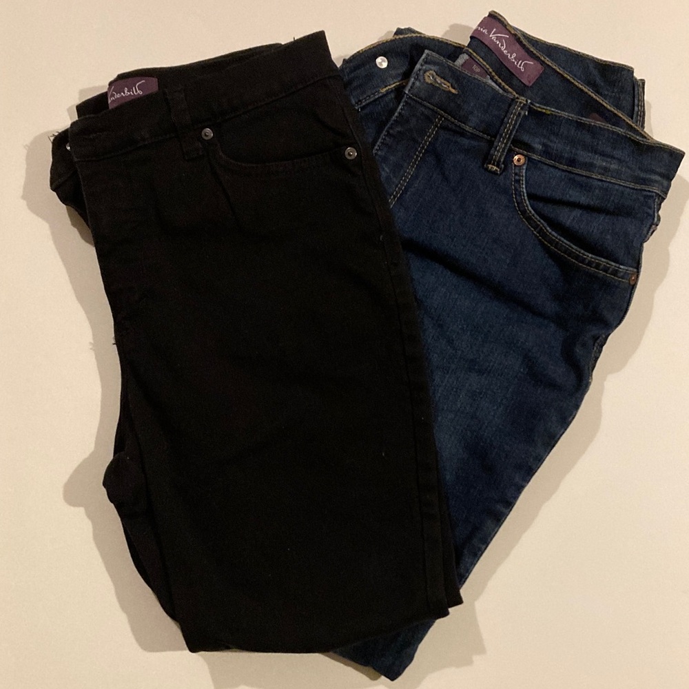 Gloria Vanderbilt Black and Dark Blue Jeans. Two pairs. One black & one blue.